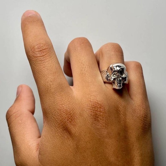 Sold out solid stainless steel Hallucinogenic Skull ring by Hard Jewelry. Size 7 - Picture 4 of 4